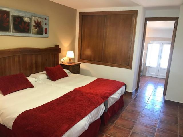Hotel Patri Huéscar 外观 照片