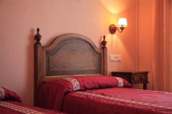 Hotel Patri Huéscar 外观 照片